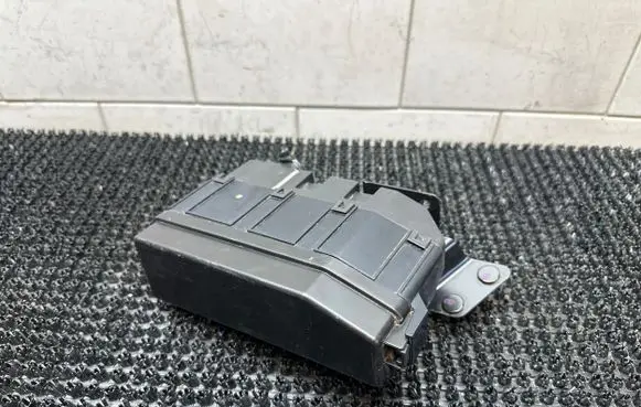 Renault Koleos II Fuse module