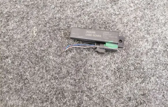 Interior comfort aerial antenna