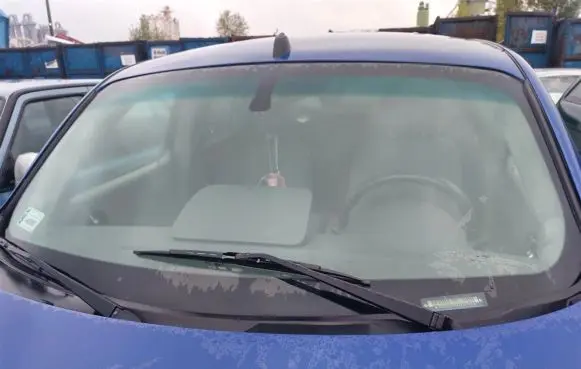 Chevrolet HHR Front wiper linkage 