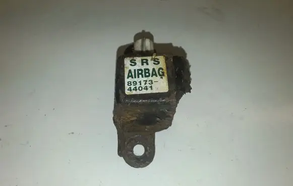 Toyota Avensis Verso Airbag deployment crash/impact sensor 8917344041