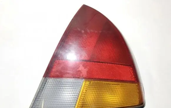 Mitsubishi Carisma Rear/tail lights