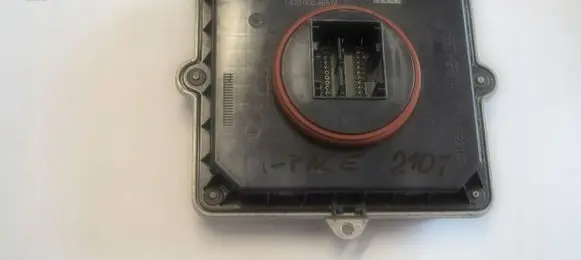 Jaguar I-Pace LED ballast control module J9D313E005BB