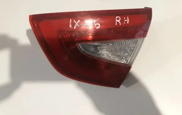 Hyundai ix35 Tailgate rear/tail lights
