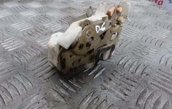 Mazda 626 Rear door lock