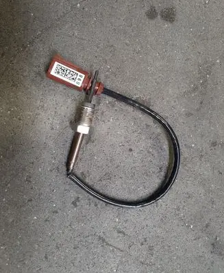 Volkswagen Caddy Exhaust gas temperature sensor 05L906088F