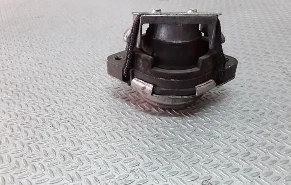 Volkswagen Phaeton Gearbox mount 3D0399151A