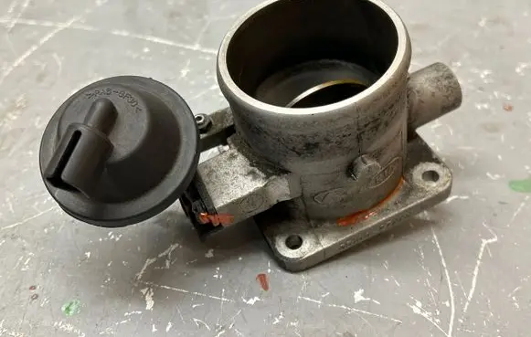 KIA Sorento Throttle valve 3510027XXX