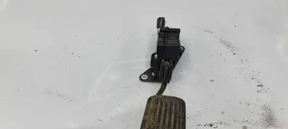 Lexus IS 220D-250-350 Accelerator throttle pedal 7811053010 1988007221
