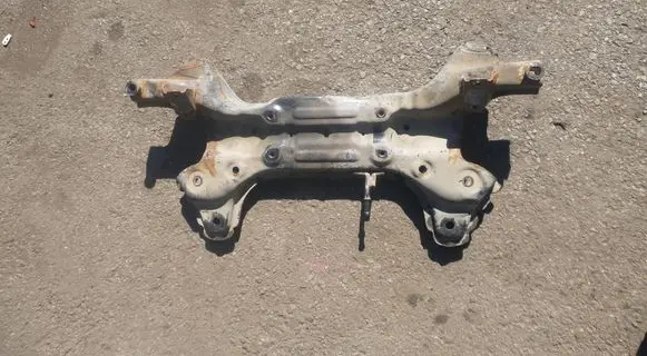 KIA Venga Front subframe 62421-2K000