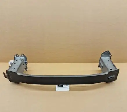 Volvo XC40 Front bumper support beam 32297813 32318904 32377486