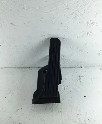 Chevrolet Camaro Accelerator throttle pedal 23390863