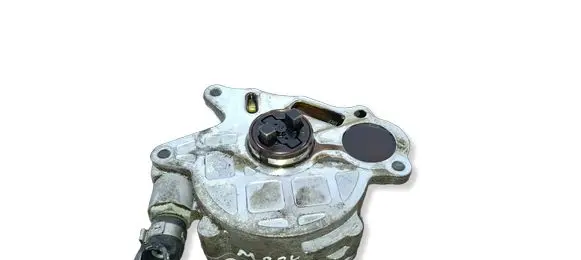Audi A4 S4 B8 8K Vacuum pump 03L145100
