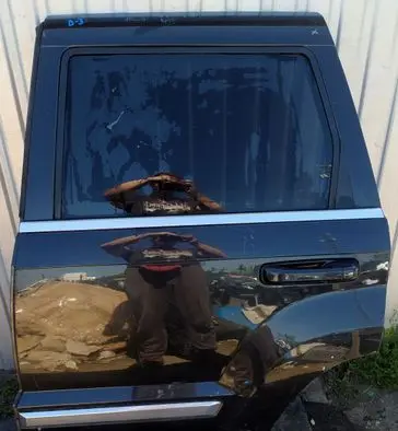 Jeep Grand Cherokee (WK) Rear door