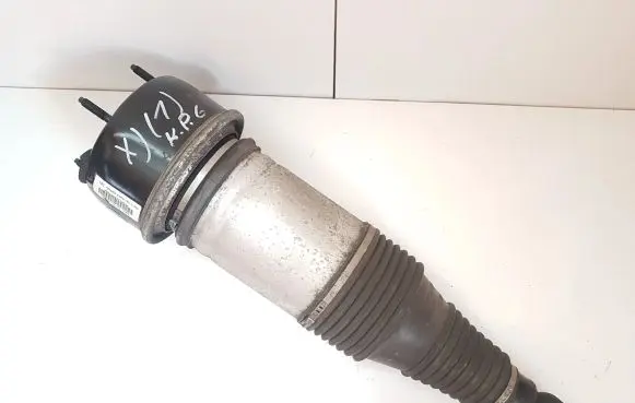 Jaguar XJ X351 Rear shock absorber/damper C2D23524 CW935A965AB AW935A965DA