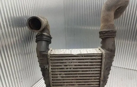 Volkswagen PASSAT B5.5 Intercooler radiator 2288121