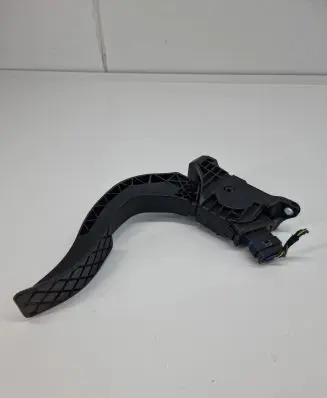 Audi A5 Accelerator throttle pedal 8W1723523 6PV01164201