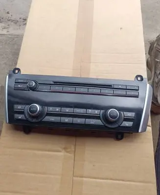 BMW 5 GT F07 Climate control unit 9324385
