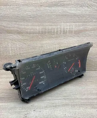 Audi 80 90 B3 Speedometer (instrument cluster) 81117185 88471064 FORPETROLLHD