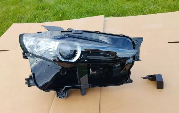Mazda CX-30 Headlight/headlamp DGJ151030 DGK967890
