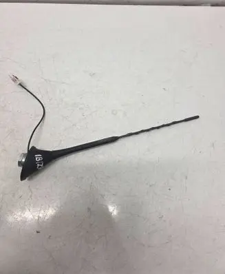 Seat Ibiza IV (6J,6P) Radio antenna 6J0035501