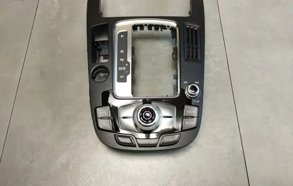 Audi A5 Sportback 8TA Head unit multimedia control 8T0919611L