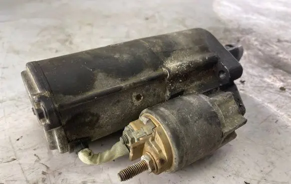 Jeep Grand Cherokee (WK) Starter motor 04801472aa