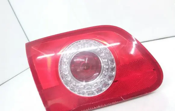 Volkswagen PASSAT B6 Tailgate rear/tail lights 3C9945093