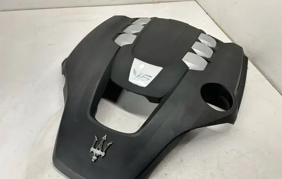 Maserati Ghibli Engine cover (trim) 670032482