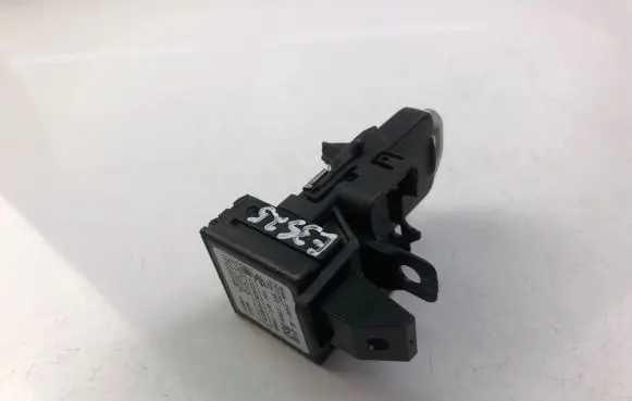 Volvo V40 Other control units/modules AH4N15607AE