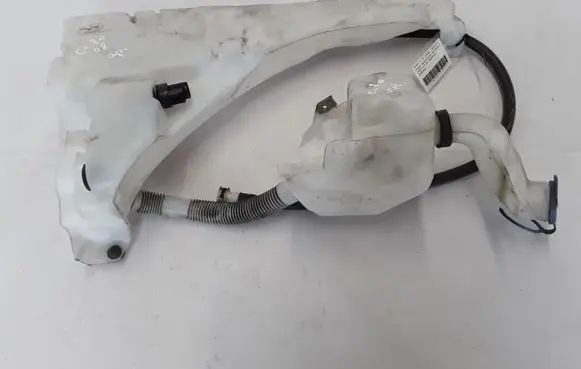 Volvo C70 Windshield washer fluid reservoir/tank 30657122