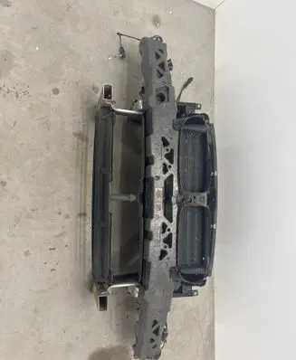 BMW 5 F10 F11 Radiator support slam panel
