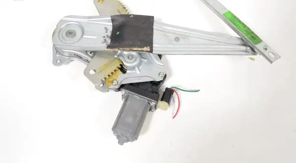 Nissan Note (E12) Rear window lifting mechanism without motor 827311HB1A