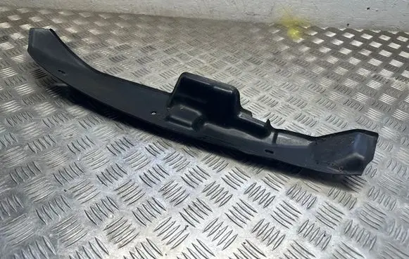 Volvo XC90 Fender end trim 31353952 BQ2LA