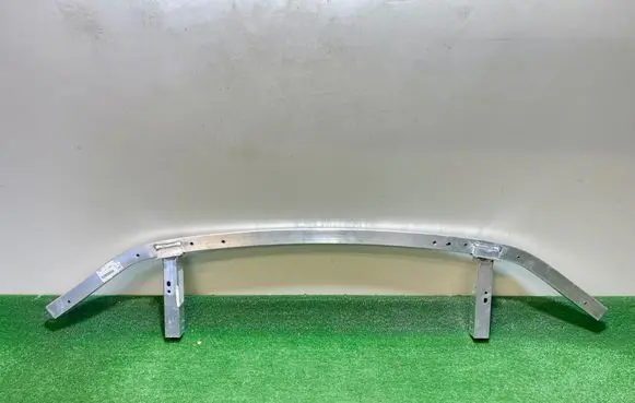 BMW 5 G60 G61 Front bumper cross member 5A02FB02