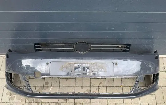 Volkswagen Sharan Front bumper 7N0807221