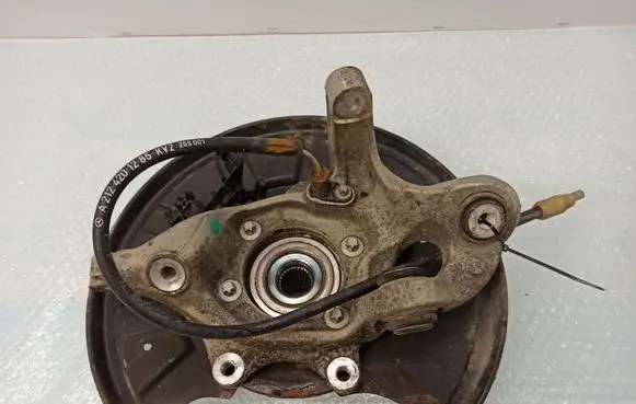 Mercedes-Benz E W212 Rear wheel hub