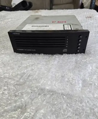 Peugeot 307 CD/DVD changer 9663912577 1DCA04CAN 96639125XT