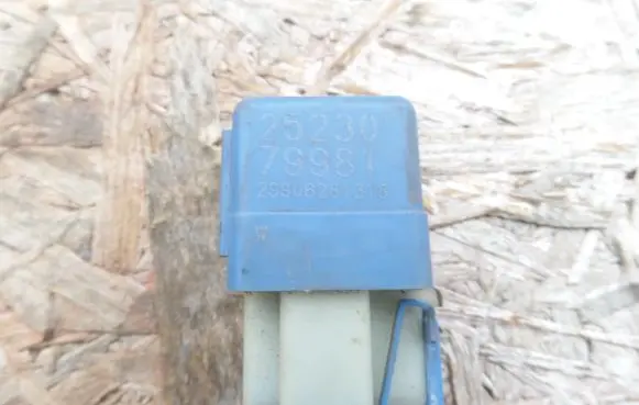 Infiniti G20 Other relay 2523079981