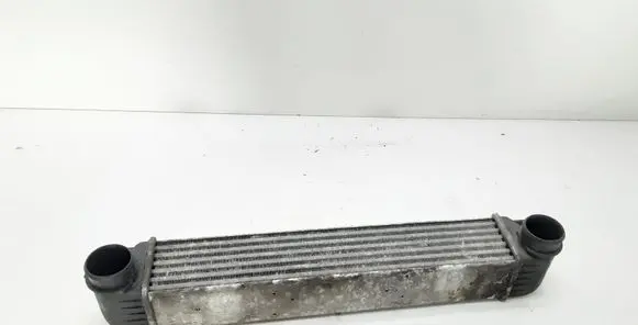 BMW 5 E39 Intercooler radiator 2247359 17512247359