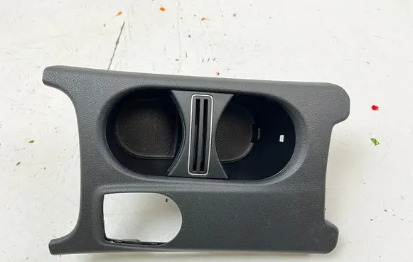 Mercedes-Benz CLA C117 X117 W117 Cup holder front A1766801610