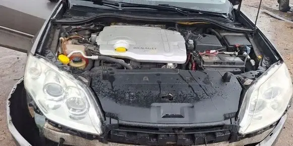 Renault Laguna III Engine swap M9R802