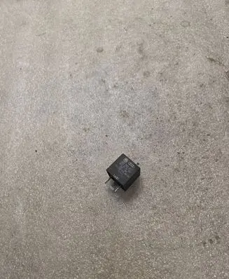 Audi A8 S8 D2 4D Other relay 1H0953227 54237009