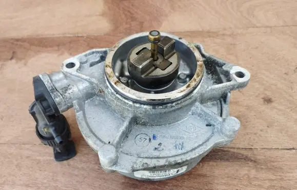 Vacuum pump