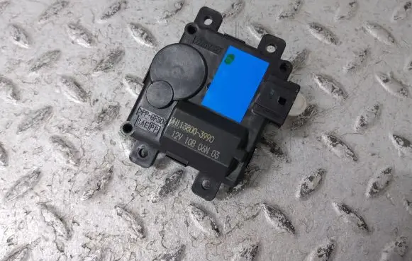 KIA Optima Air flap motor/actuator 138003990