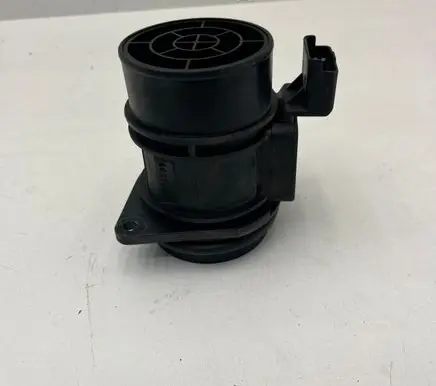 Volvo S40, V40 Mass air flow meter 7700114778 7700104426