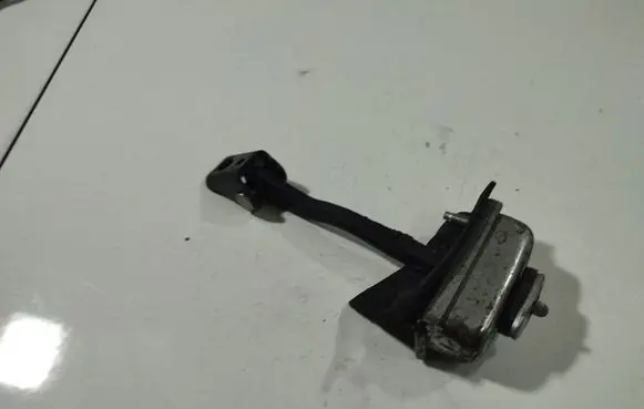 Ford Focus Rear door check strap stopper 
