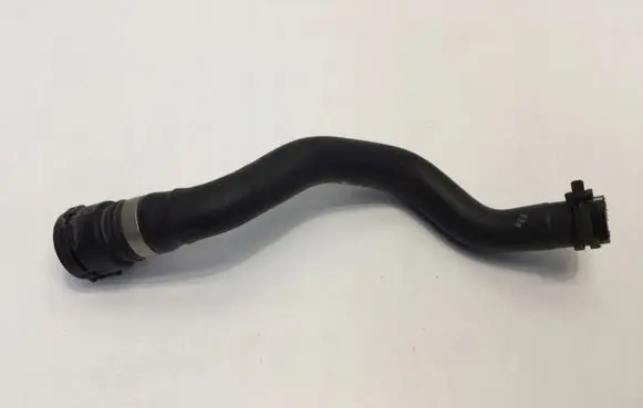 Mercedes-Benz SLC R172 Engine coolant pipe/hose A1725017482