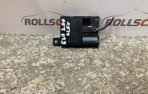 BMW 5 E60 E61 Bluetooth antenna 8450692846101 921800002