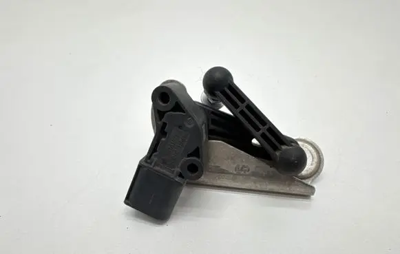 Tesla Model S Headlight/headlamp level sensor 102794100A