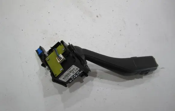 Skoda Octavia Mk2 (1Z) Wiper control stalk 1K0953519C 20350763065583 01203507
